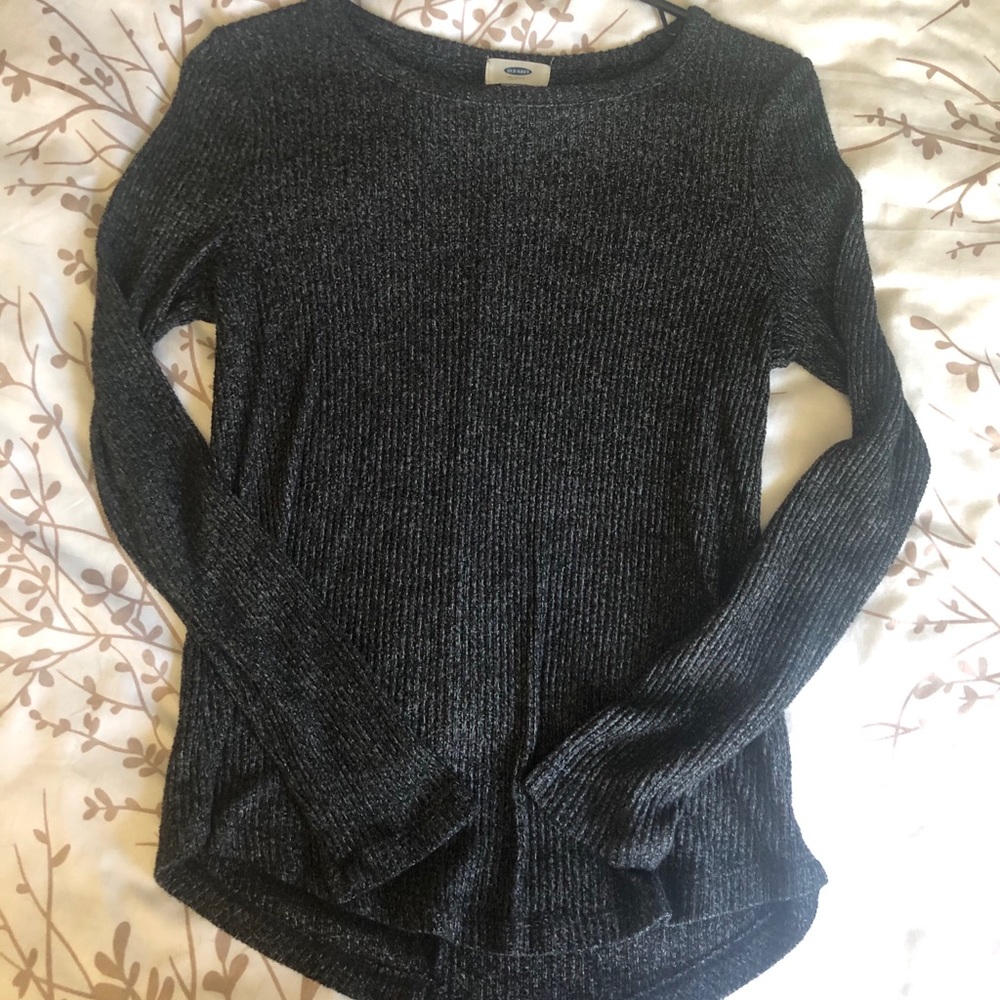 Long sleeve old navy shirt